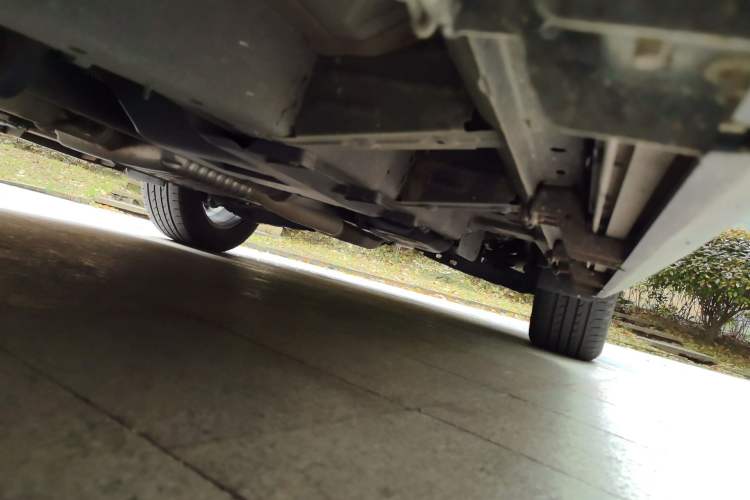 Used Chevrolet Equinox 2018 RS 550T Automatic All-Wheel-Drive Boundary Edition Chassis Front Left