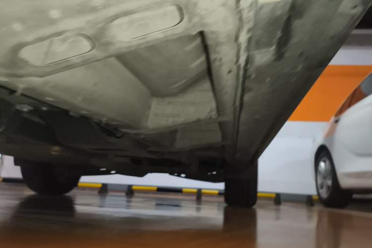 Used Chevrolet Equinox 2018 RS 550T Automatic All-Wheel-Drive Boundary Edition Chassis Front Left