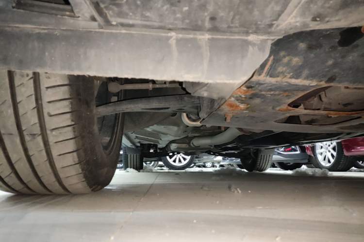 Used Chevrolet Equinox 2018 RS 550T Automatic All-Wheel-Drive Boundary Edition Chassis Front Right
