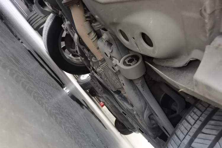 Used Chevrolet Equinox 2018 RS 550T Automatic All-Wheel-Drive Boundary Edition Chassis Front Right