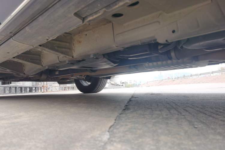 Used Chevrolet Equinox 2018 RS 550T Automatic All-Wheel-Drive Boundary Edition Chassis Rear Left