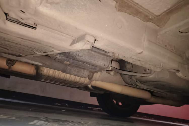 Used Chevrolet Equinox 2018 RS 550T Automatic All-Wheel-Drive Boundary Edition Chassis Rear Left