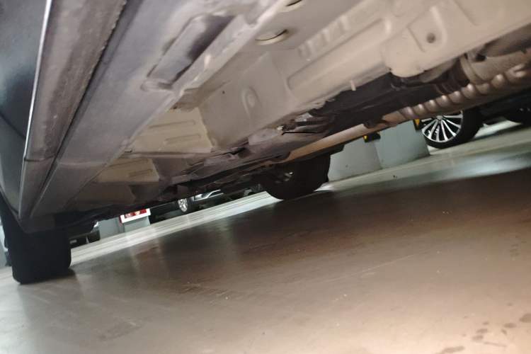 Used Chevrolet Equinox 2018 RS 550T Automatic All-Wheel-Drive Boundary Edition Chassis Rear Left