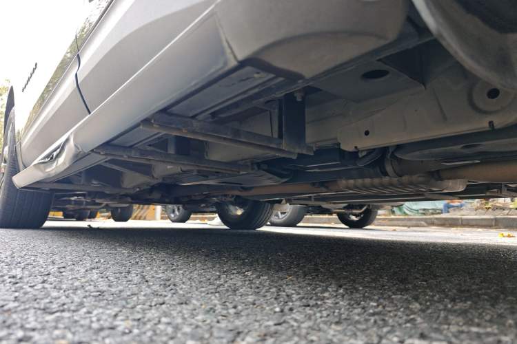 Used Chevrolet Equinox 2018 RS 550T Automatic All-Wheel-Drive Boundary Edition Chassis Rear Left