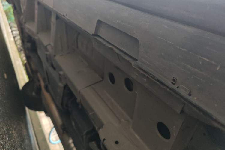Used Chevrolet Equinox 2018 RS 550T Automatic All-Wheel-Drive Boundary Edition Chassis Rear Left
