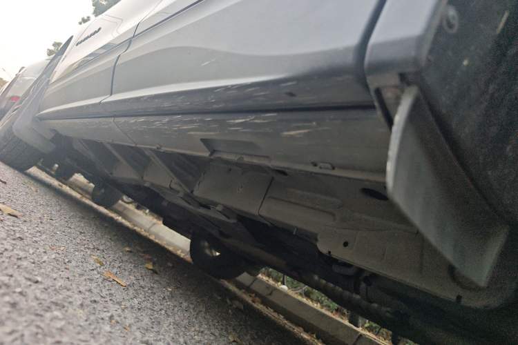 Used Chevrolet Equinox 2018 RS 550T Automatic All-Wheel-Drive Boundary Edition Chassis Rear Left