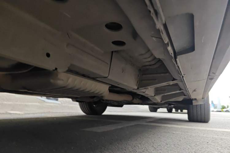 Used Chevrolet Equinox 2018 RS 550T Automatic All-Wheel-Drive Boundary Edition Chassis Rear Right