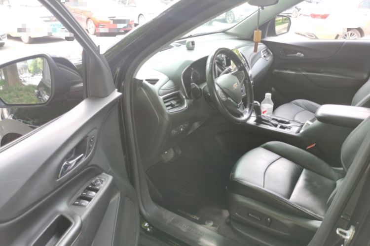 Used Chevrolet Equinox 2018 RS 535T Automatic All-Wheel-Drive Boundary-Pushing Edition Driver Seat
