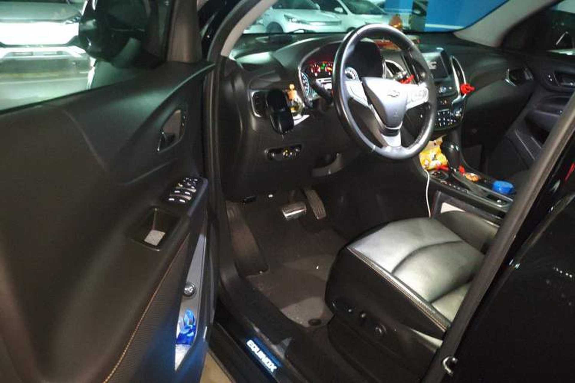 Used Chevrolet Equinox 2018 RS 550T Automatic All-Wheel-Drive Boundary Edition Driver Seat