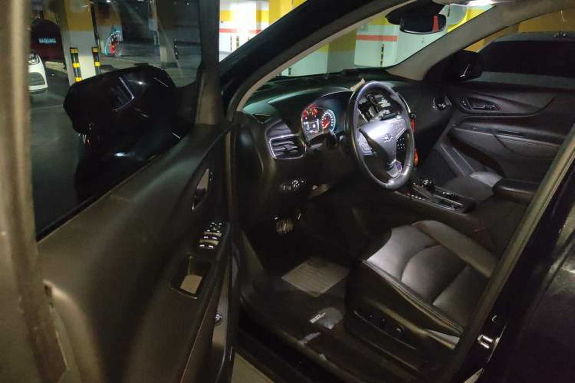Used Chevrolet Equinox 2018 RS 550T Automatic All-Wheel-Drive Boundary Edition Driver Seat