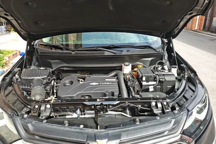 Used Chevrolet Equinox 2018 535T Automatic YuJie Edition Engine Bay