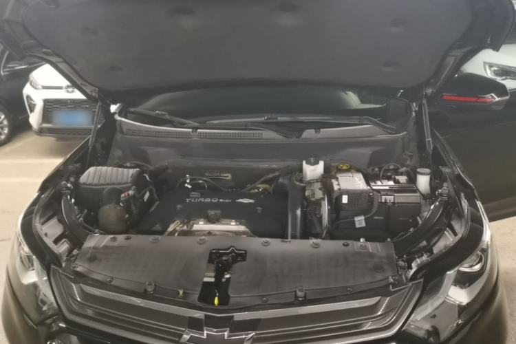 Used Chevrolet Equinox 2018 Redline 550T Automatic All-Wheel-Drive Trailblazer RS Edition Engine Bay