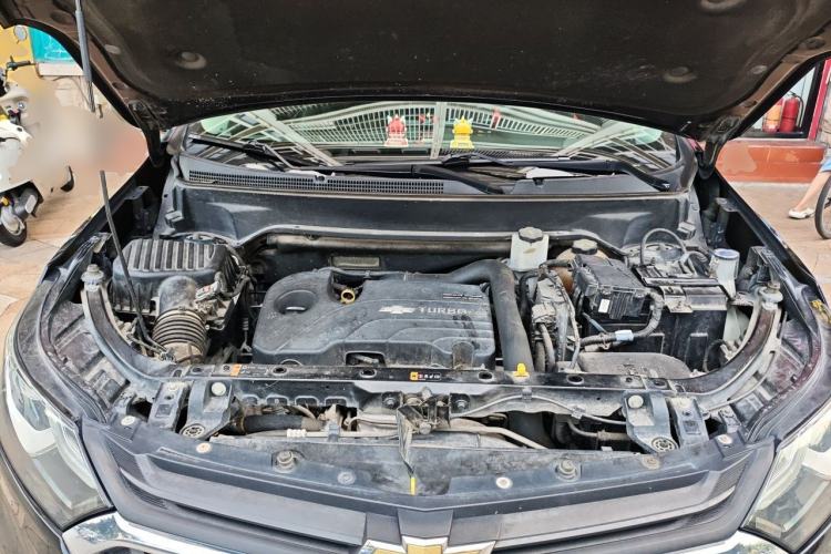 Used Chevrolet Equinox 2018 535T Automatic Chijie Edition Engine Bay