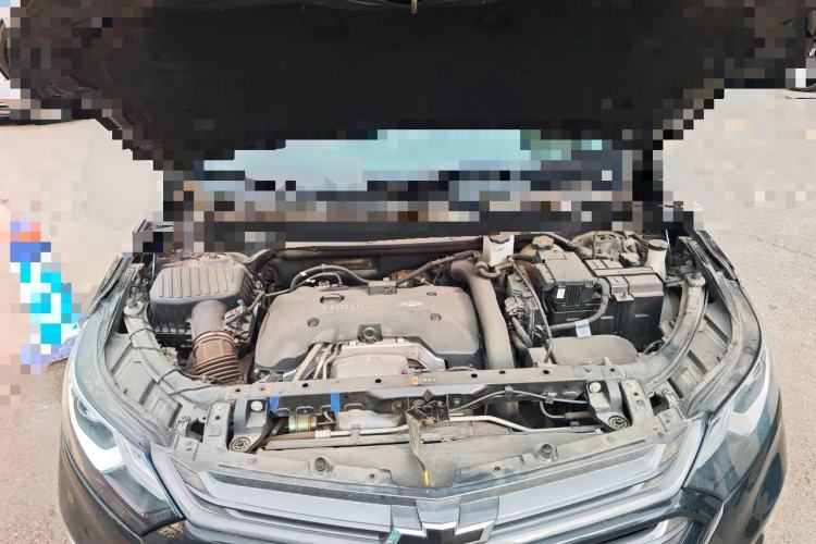 Used Chevrolet Equinox 2018 RS 550T Automatic All-Wheel-Drive Boundary Edition Engine Bay