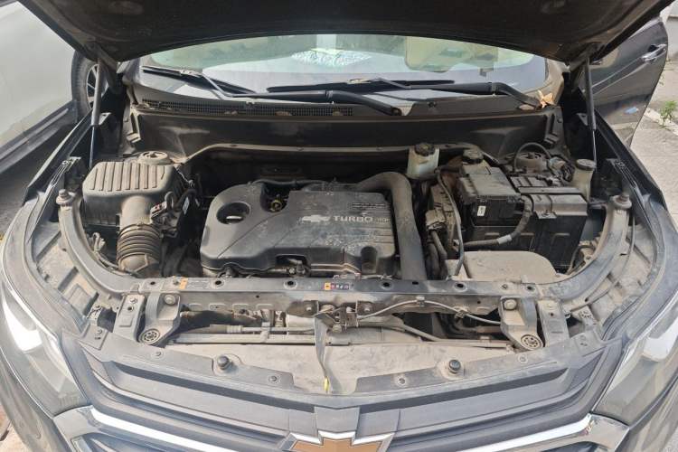 Used Chevrolet Equinox 2018 535T Automatic YuJie Edition Engine Bay
