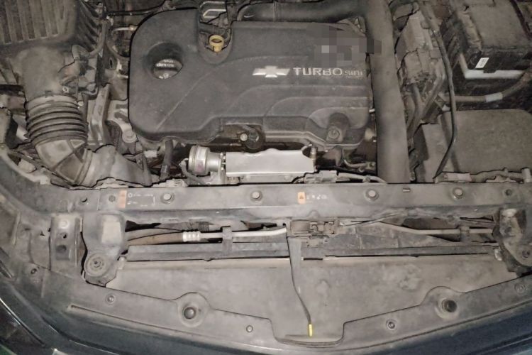 Used Chevrolet Equinox 2018 535T Automatic YuJie Edition Engine Bay