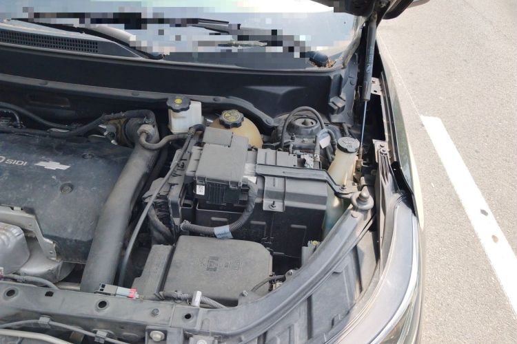 Used Chevrolet Equinox 2018 RS 550T Automatic All-Wheel-Drive Boundary Edition Engine Bay Left