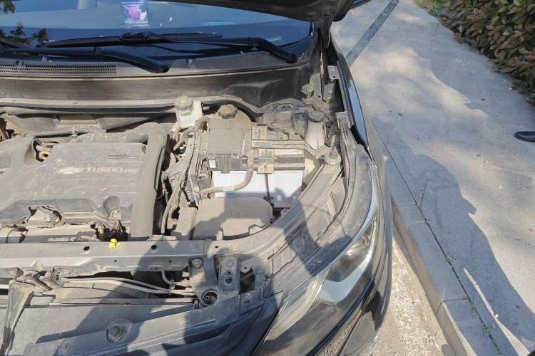Used Chevrolet Equinox 2018 535T Automatic YuJie Edition Engine Bay Left