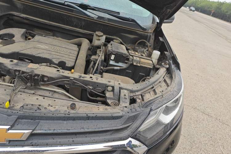 Used Chevrolet Equinox 2018 535T Automatic YuJie Edition Engine Bay Left