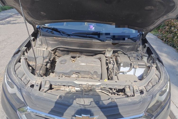Used Chevrolet Equinox 2018 535T Automatic YuJie Edition Engine Bay