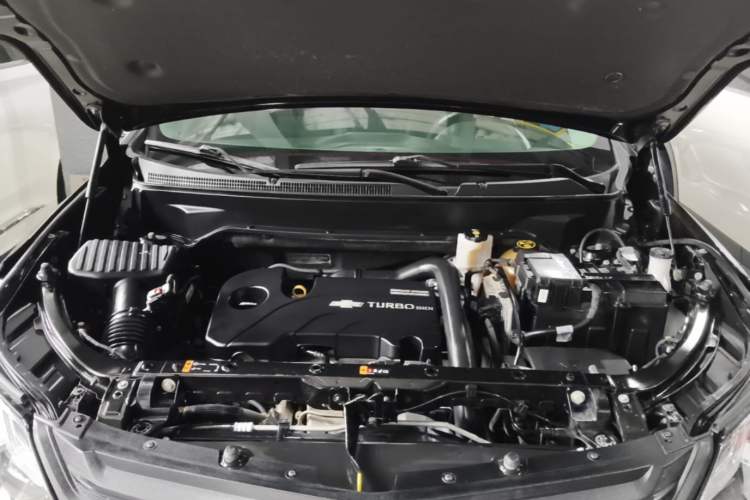 Used Chevrolet Equinox 2018 535T Automatic YuJie Edition Engine Bay