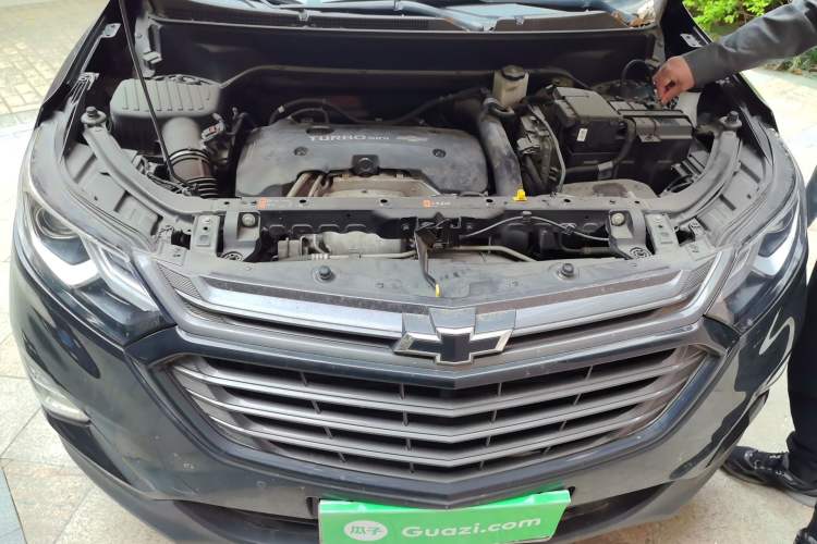 Used Chevrolet Equinox 2018 RS 550T Automatic All-Wheel-Drive Boundary Edition Engine Bay