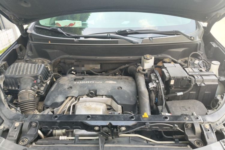 Used Chevrolet Equinox 2018 RS 550T Automatic All-Wheel-Drive Boundary Edition Engine Bay