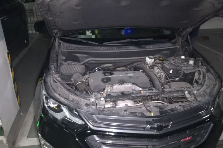 Used Chevrolet Equinox 2018 RS 550T Automatic All-Wheel-Drive Boundary Edition Engine Bay Right