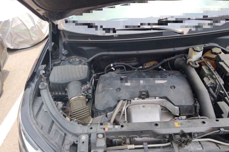 Used Chevrolet Equinox 2018 RS 550T Automatic All-Wheel-Drive Boundary Edition Engine Bay Right