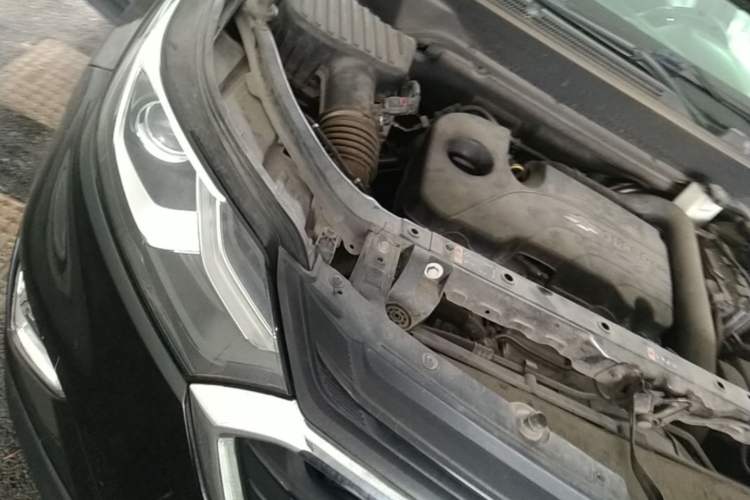 Used Chevrolet Equinox 2018 535T Automatic Chijie Edition Engine Bay Right
