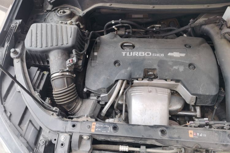 Used Chevrolet Equinox 2018 RS 550T Automatic All-Wheel-Drive Boundary Edition Engine Bay Right