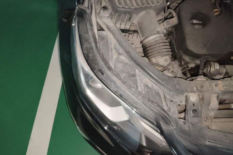 Used Chevrolet Equinox 2018 535T Automatic YuJie Edition Engine Bay Right