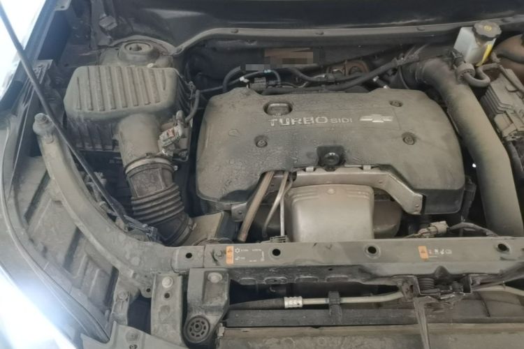 Used Chevrolet Equinox 2018 RS 550T Automatic All-Wheel-Drive Boundary Edition Engine Bay Right