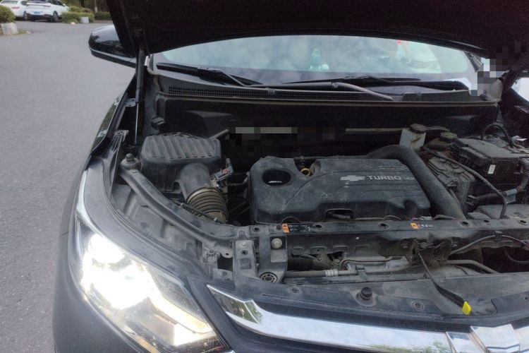 Used Chevrolet Equinox 2018 535T Automatic YuJie Edition Engine Bay Right
