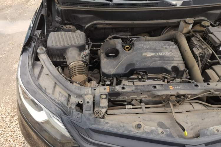 Used Chevrolet Equinox 2018 535T Automatic YuJie Edition Engine Bay Right