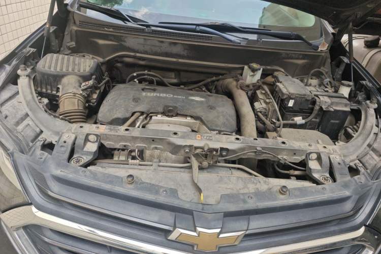 Used Chevrolet Equinox 2018 550T Automatic All-Wheel-Drive Explorer Edition Engine Bay