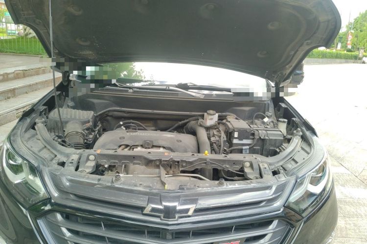 Used Chevrolet Equinox 2018 RS 550T Automatic All-Wheel-Drive Boundary Edition Engine Bay