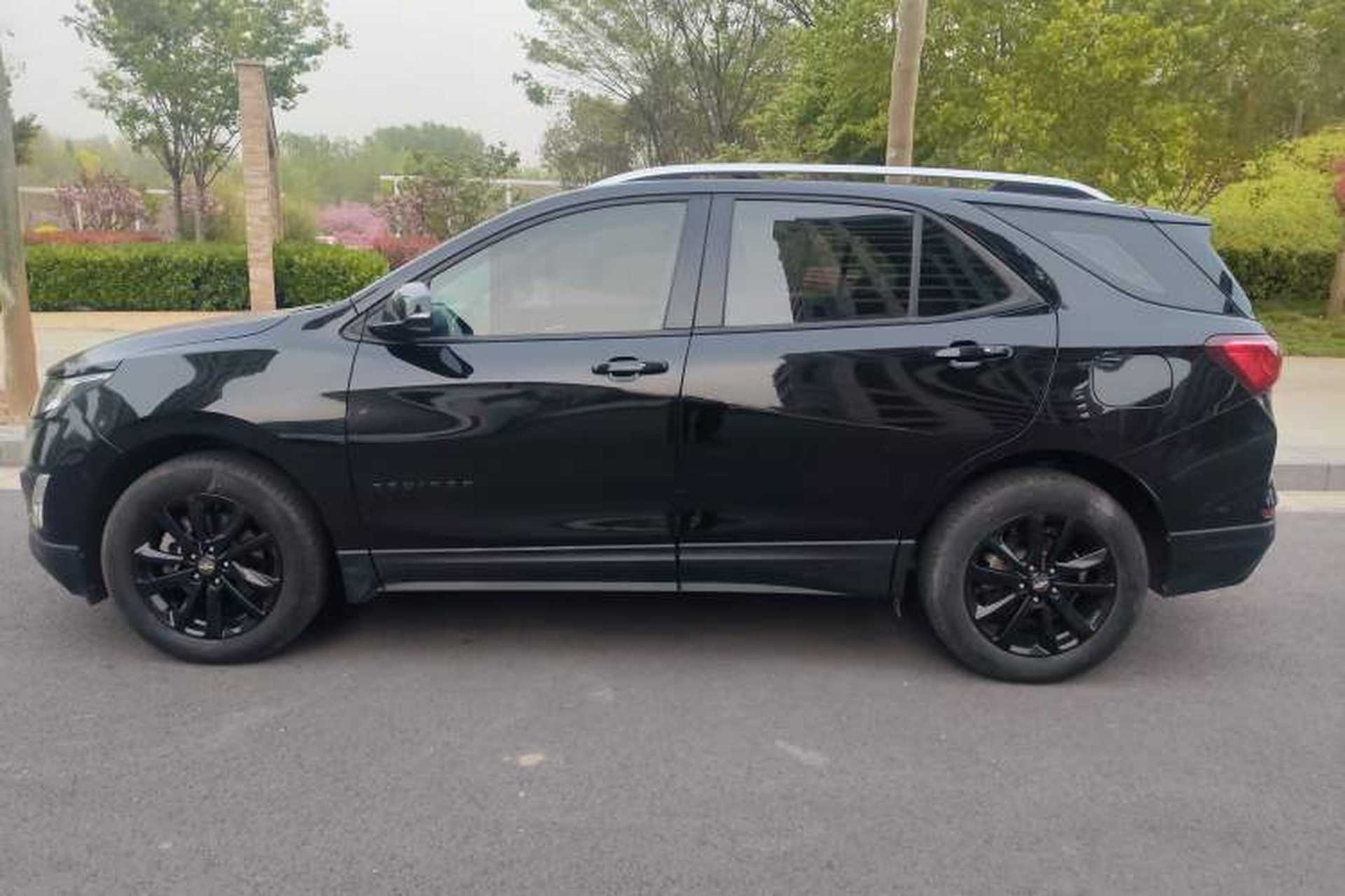 Used Chevrolet Equinox 2018 RS 550T Automatic All-Wheel-Drive Boundary Edition Exterior 2