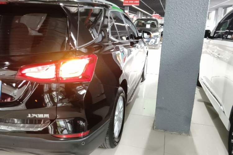 Used Chevrolet Equinox 2018 535T Automatic YuJie Edition Exterior 3