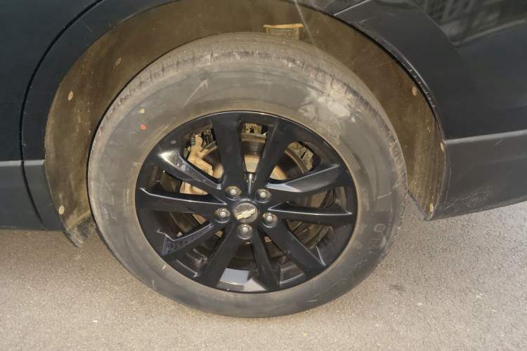 Used Chevrolet Equinox 2018 RS 550T Automatic All-Wheel-Drive Boundary Edition Exterior 4
