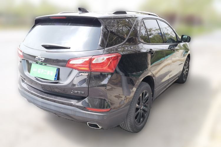 Used Chevrolet Equinox 2018 RS 550T Automatic All-Wheel-Drive Boundary Edition Exterior 5