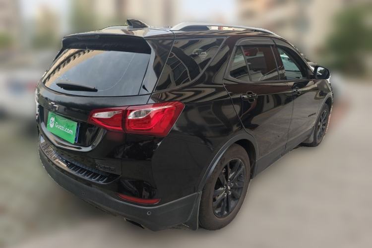 Used Chevrolet Equinox 2018 RS 550T Automatic All-Wheel-Drive Boundary Edition Exterior 5