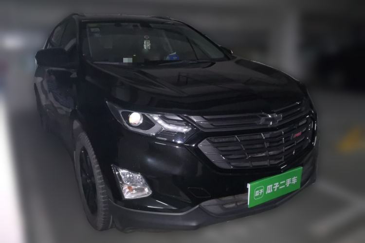 Used Chevrolet Equinox 2018 RS 550T Automatic All-Wheel-Drive Boundary Edition Front Right 45 Deg