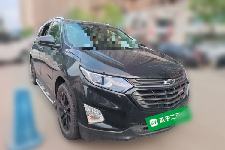 Used Chevrolet Equinox 2018 RS 550T Automatic All-Wheel-Drive Boundary Edition Front Right 45 Deg