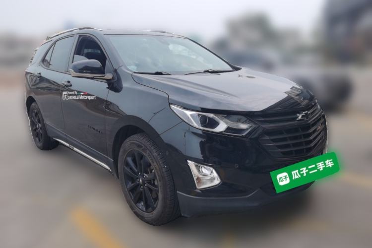 Used Chevrolet Equinox 2018 RS 550T Automatic All-Wheel-Drive Boundary Edition Front Right 45 Deg