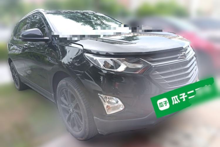 Used Chevrolet Equinox 2018 RS 550T Automatic All-Wheel-Drive Boundary Edition Front Right 45 Deg