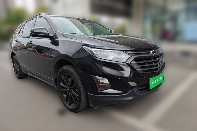 Used Chevrolet Equinox 2018 RS 550T Automatic All-Wheel-Drive Boundary Edition Front Right 45 Deg
