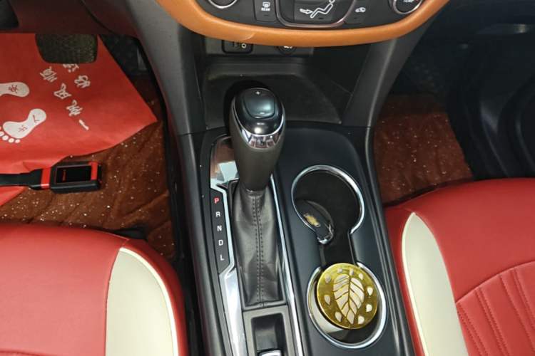 Used Chevrolet Equinox 2018 535T Automatic Lingjie Edition Gear Lever