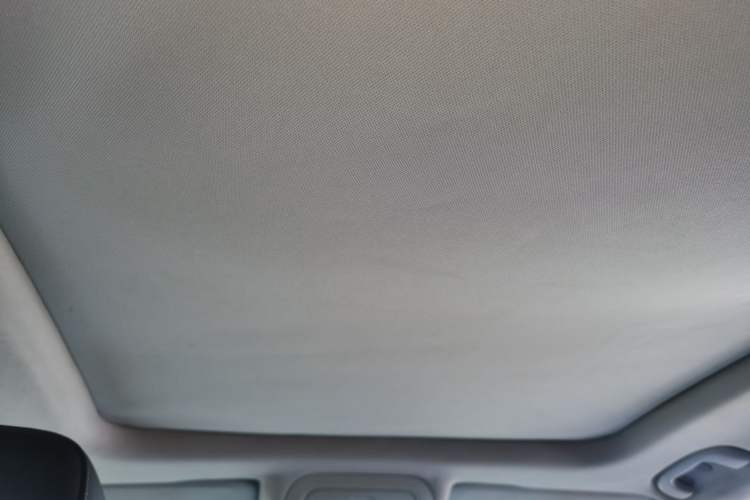 Used Chevrolet Equinox 2018 RS 535T Automatic All-Wheel-Drive Boundary-Pushing Edition Headliner