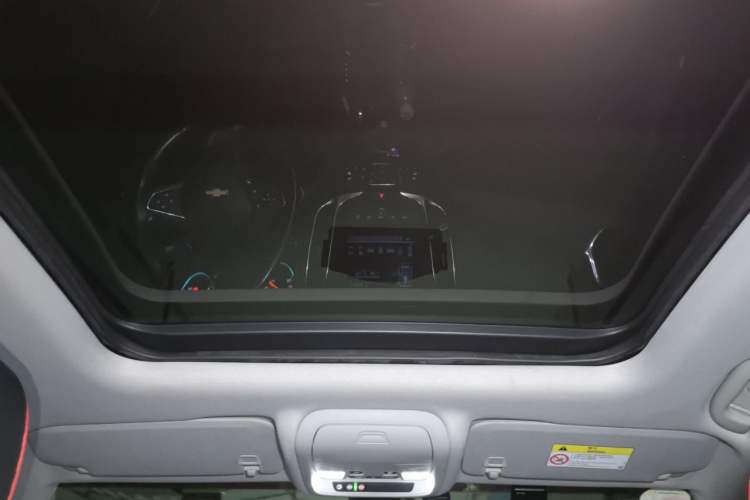Used Chevrolet Equinox 2018 RS 550T Automatic All-Wheel-Drive Boundary Edition Headliner